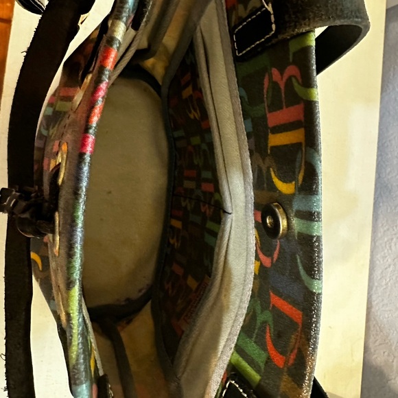 Dooney & Bourke Textured Handbag - Picture 7 of 7